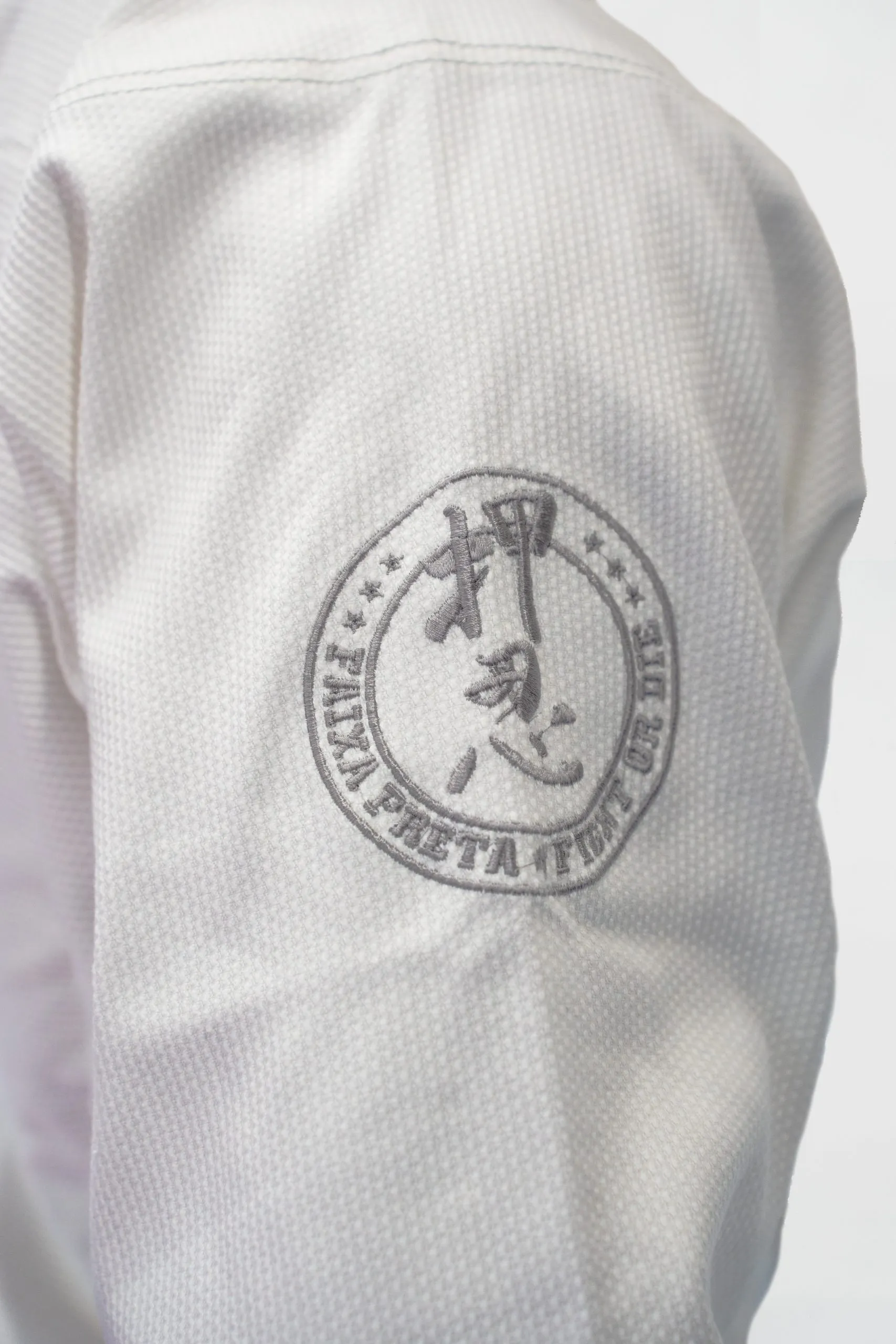FP25 White Gi - Shoulder Detail